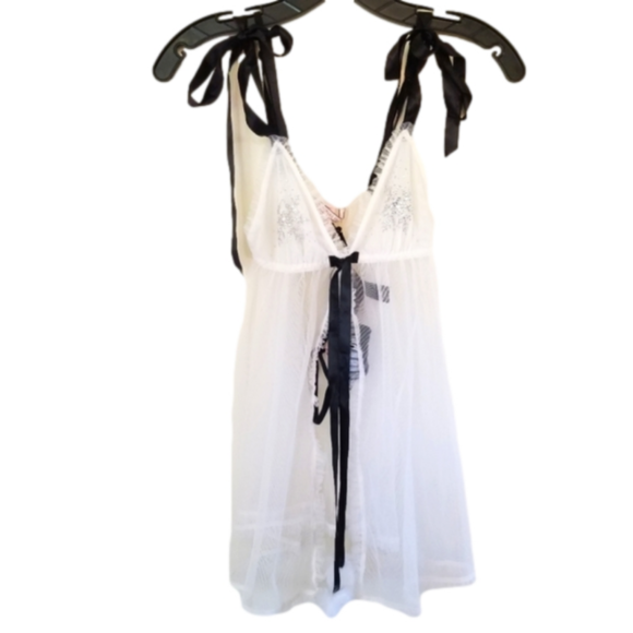 Victoria's Secret Other - NWT Victoria Secret Lingerie Snowflake 2 Piece Thong Nightie Set Size XS